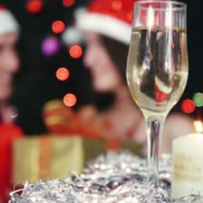 2 Most Exciting ways to make you girlfriend happy this Christmas